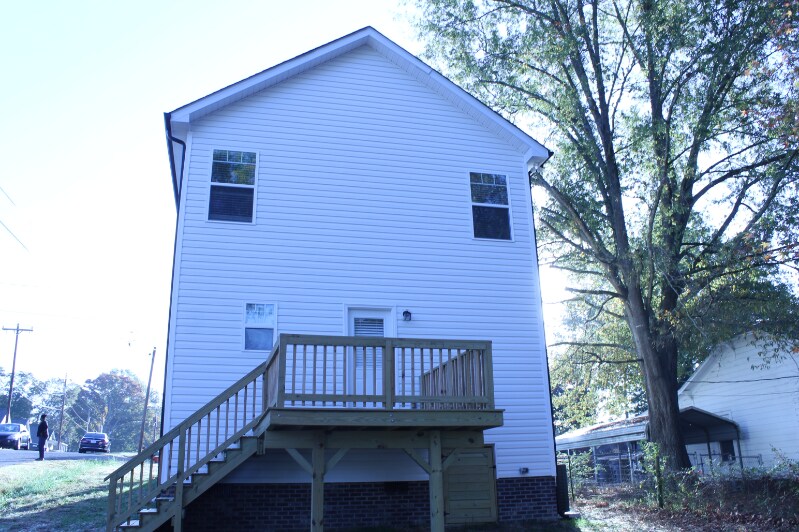 Building Photo - 406 Pleasant Ave