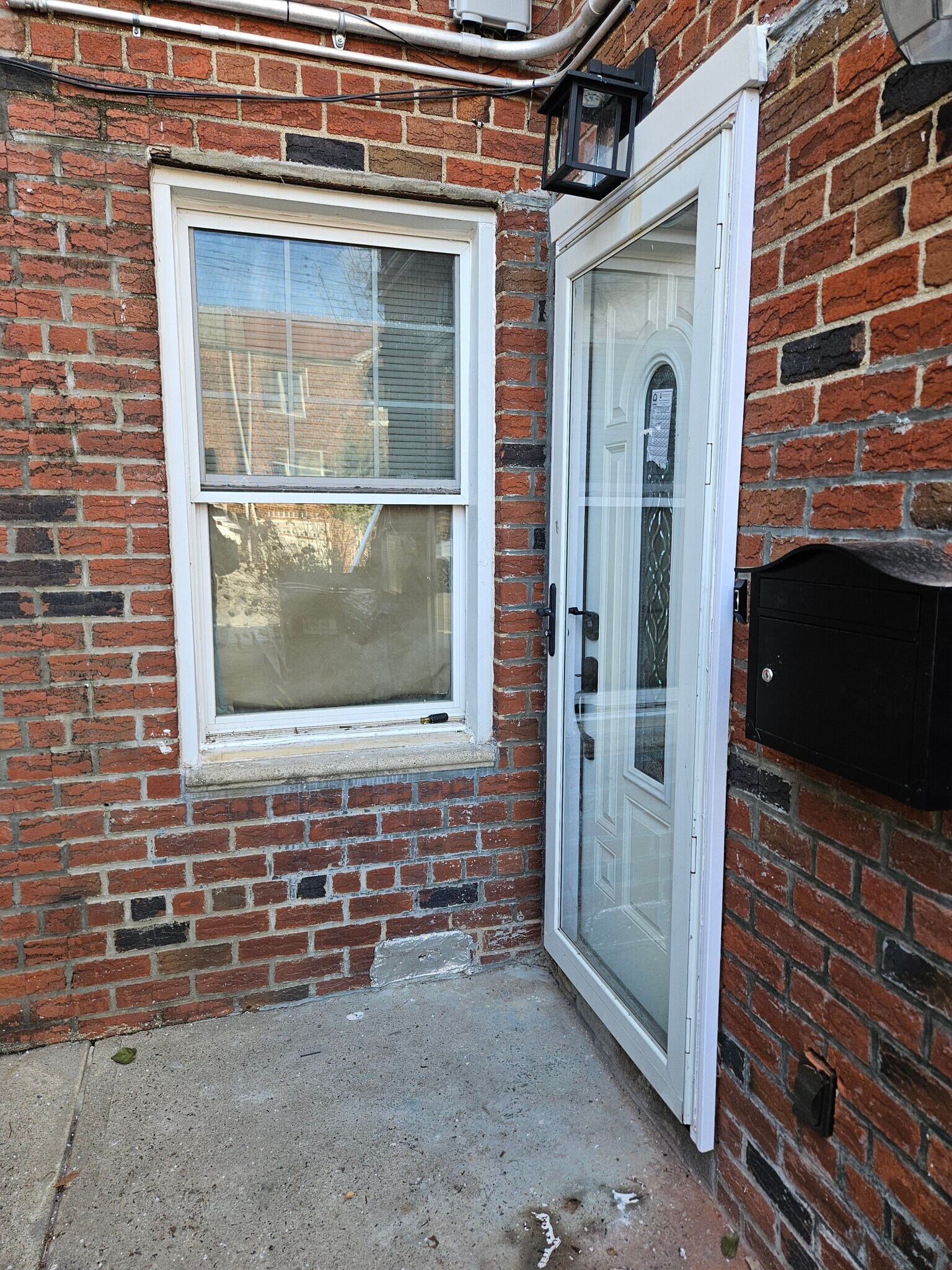 Building Photo - 1648 E 55th St