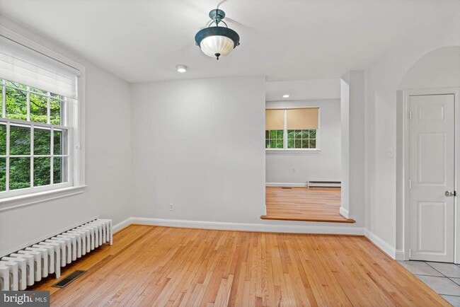 Building Photo - 5222 Duvall Dr