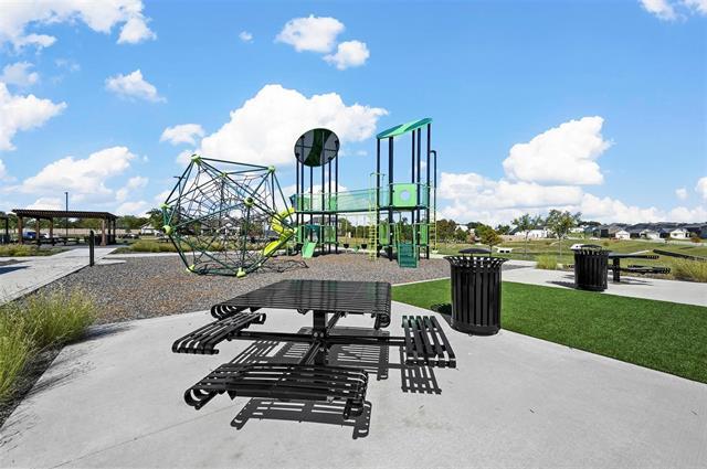 Building Photo - 518 Tribble Dr