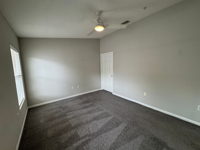 Building Photo - 6069 Maggies Cir