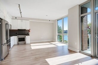 Building Photo - 88 V St SW