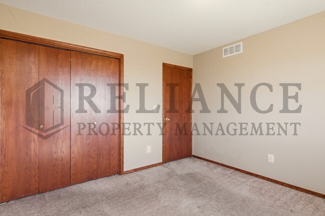 Building Photo - 9922 E Kinkaid Cir