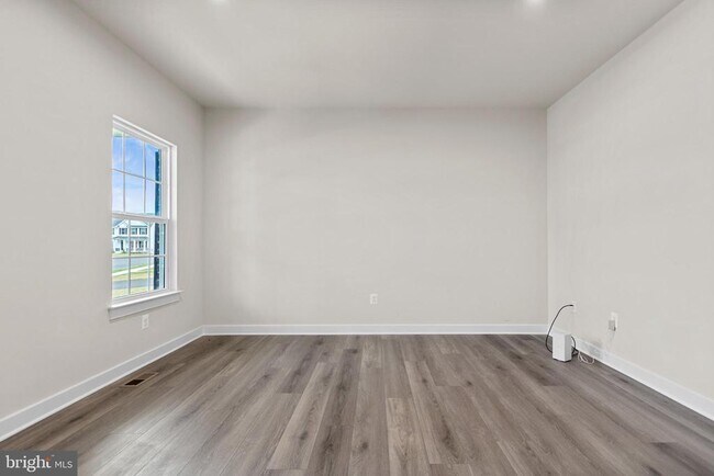 Building Photo - 12105 Empire Ln