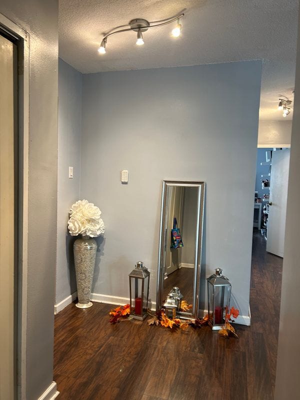 Building Photo - 111 Chestnut St