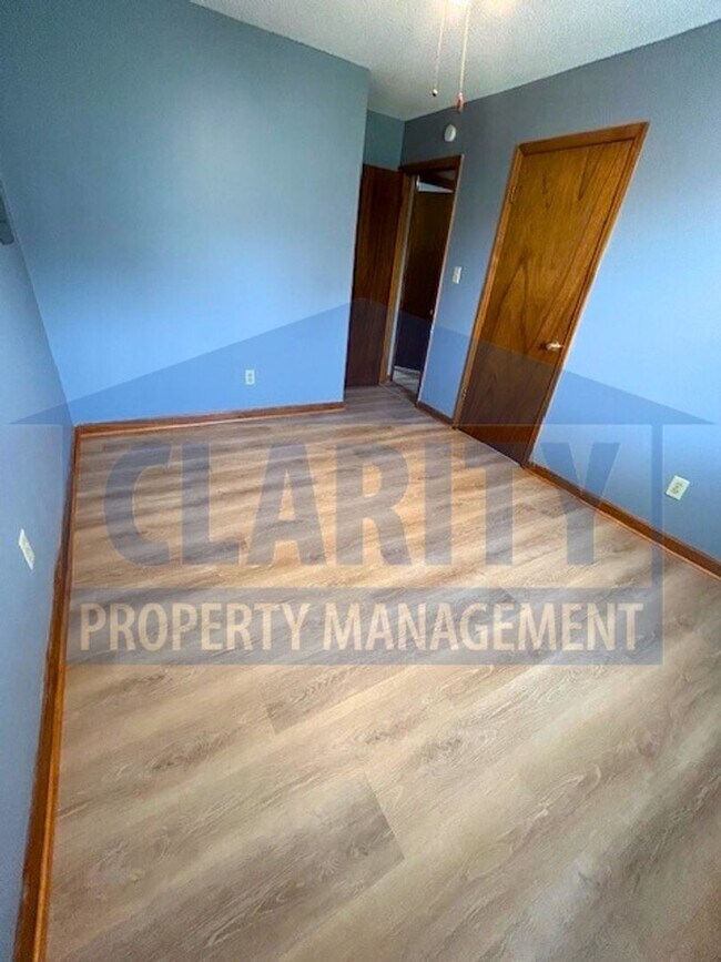 Building Photo - Single Family Home with a Spacious Yard!