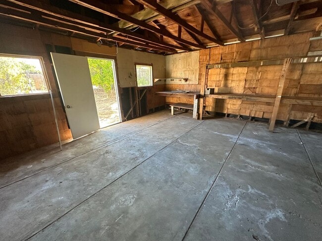Building Photo - 3461 Ashley Ave