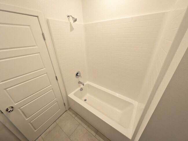 Building Photo - 3339 Rocky Waters Ave
