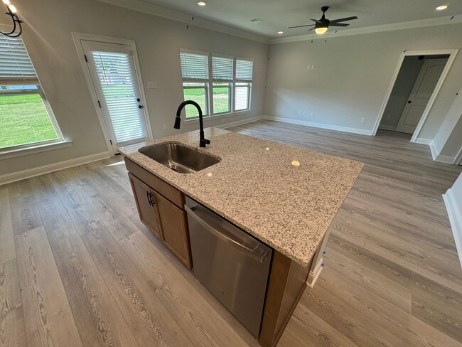 Building Photo - Brand New Construction... Just minutes to ...