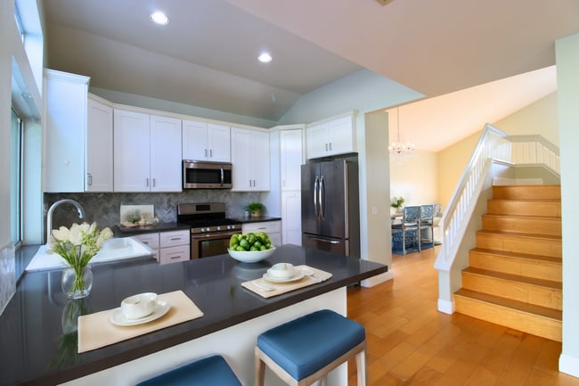 Building Photo - 1287 Sunglow Dr