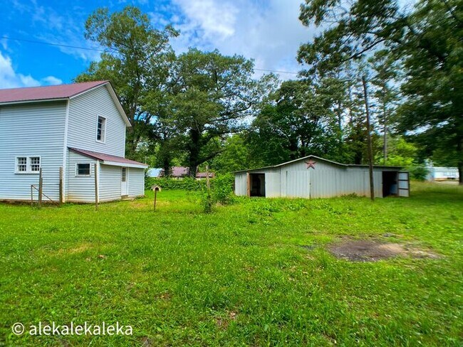 Building Photo - Julian 4 Bedroom, 2 Bathrooms Incredible F...