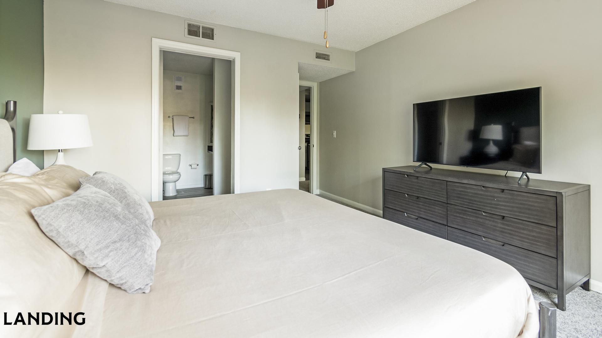Building Photo - 10263 Whispering Forest Dr
