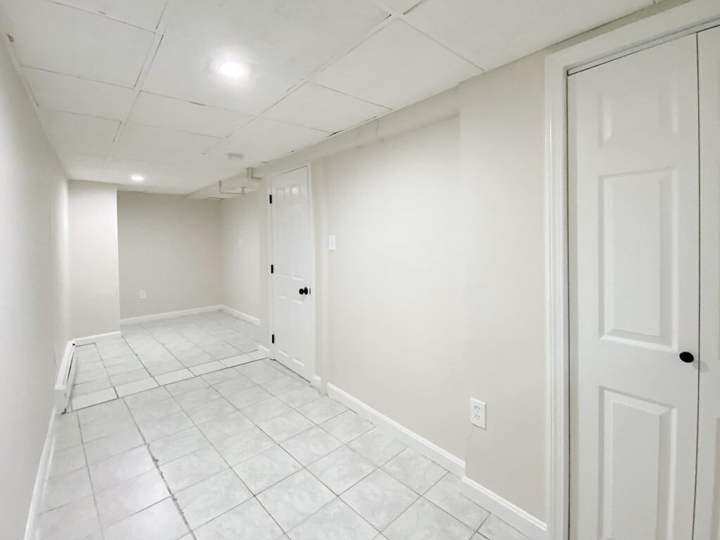 Building Photo - 186 Chelsea St