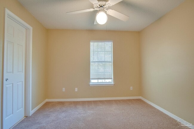 Building Photo - 2741 Bay Club Dr
