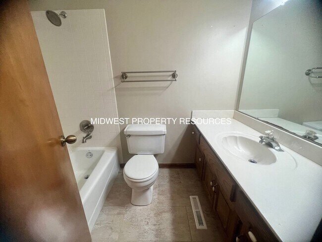 Building Photo - Stunning 3-Bedroom Home with Backyard Oasis!