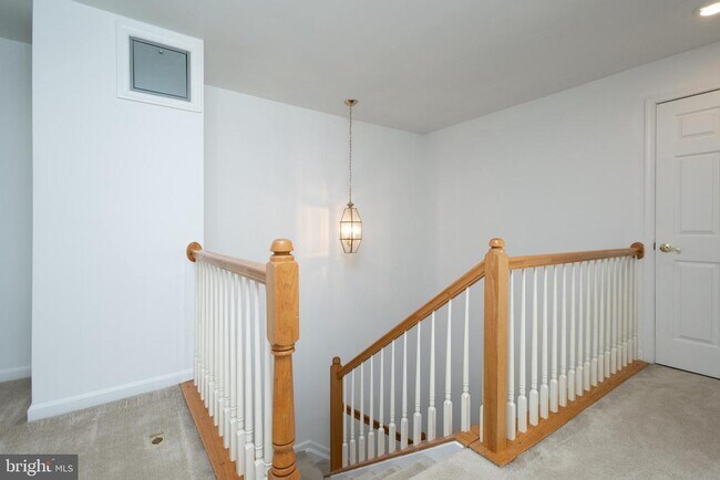 Building Photo - 8975 Harrover Pl