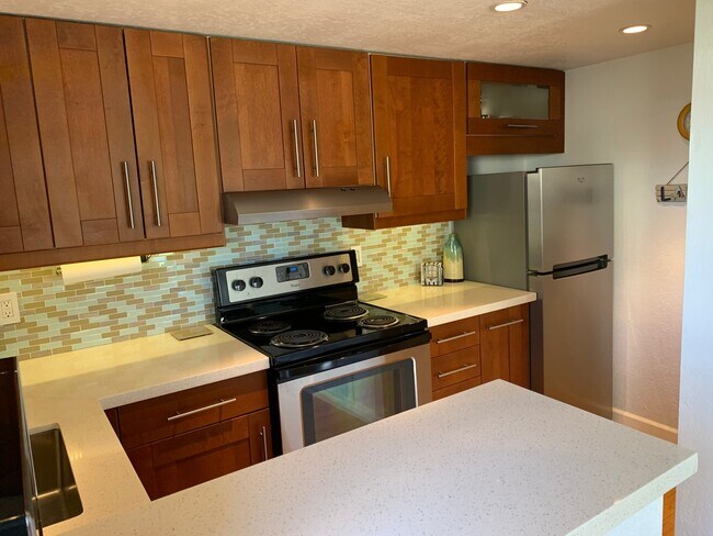 Building Photo - 497 Tahoe Keys Blvd