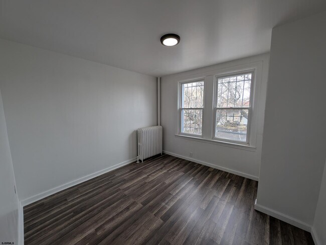 Building Photo - 1115 N Ohio Ave