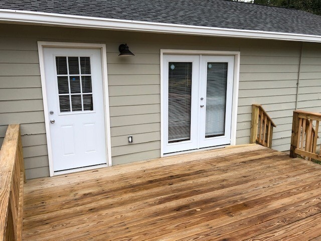 Building Photo - Newly Renovated Home on 2 Acres!