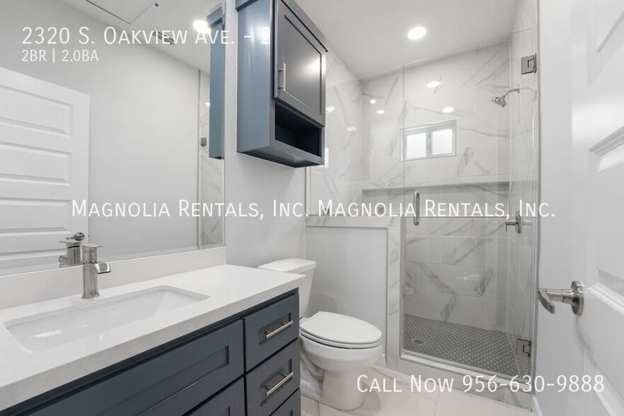 Building Photo - 2320 S Oakview Dr