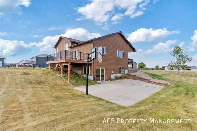 Building Photo - 14835 Fox Trail