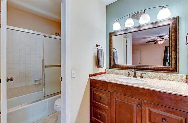 Building Photo - 7008 Grove Crest Dr