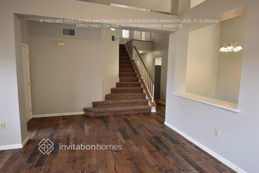 Building Photo - 10624 Sandridge Ct