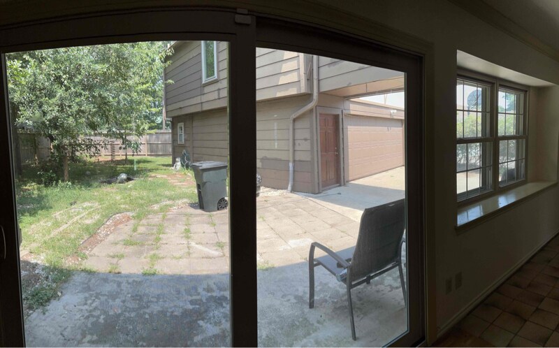 Building Photo - 1607 N Hollow Dr