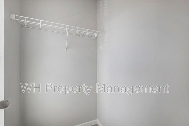 Building Photo - 1382-1382 Rural Hill Rd