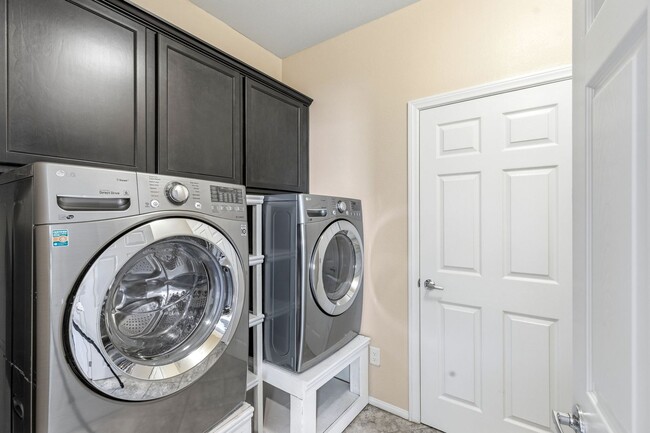 Building Photo - 8123 Mosaic Sunrise Ln