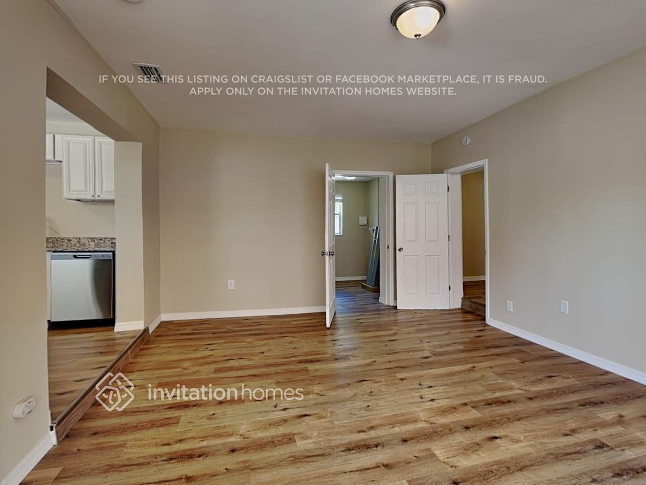 Building Photo - 2545 17th Ave S