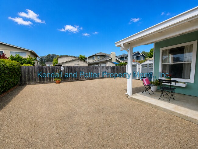 Building Photo - 607CAPITOLA - A and B