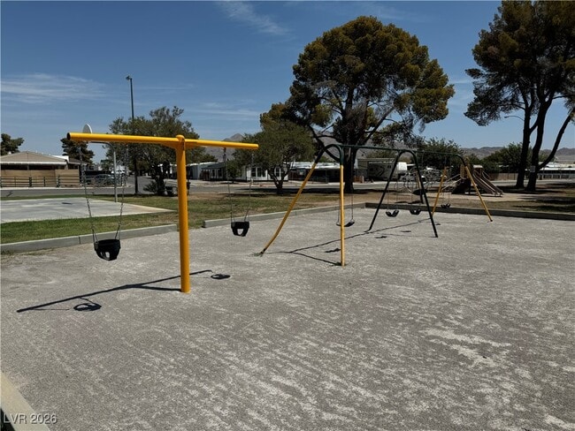 Building Photo - 2891 Lassen Ct