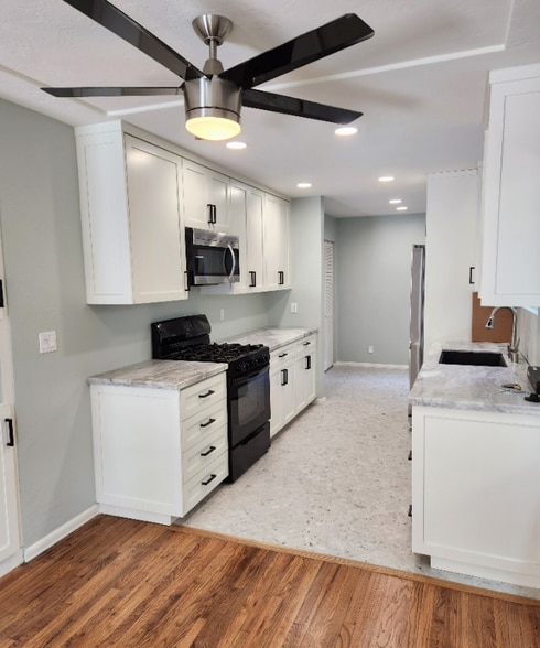 Building Photo - 720 Coronado Ct