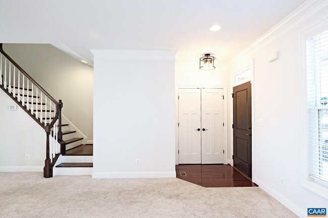 Building Photo - 2912 Templehof Ct