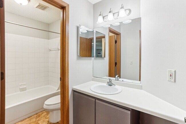 Interior Photo - Tamarind