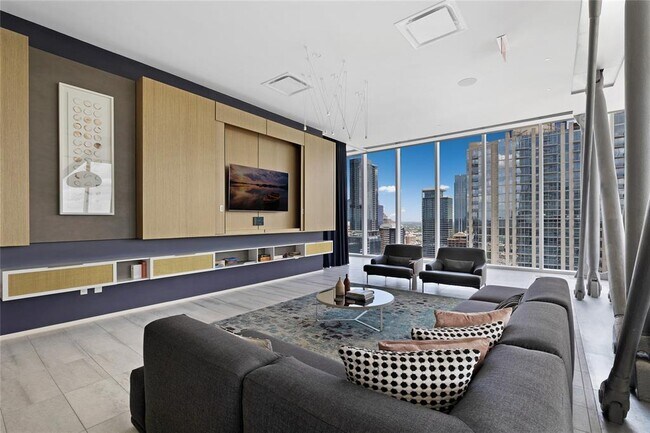 Building Photo - 301 West Ave