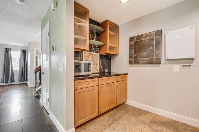 Building Photo - 1025 Wentworth Ct
