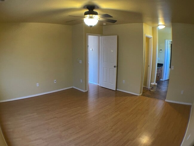 Building Photo - Available 9/10 | Beautiful Single-Level 3-...