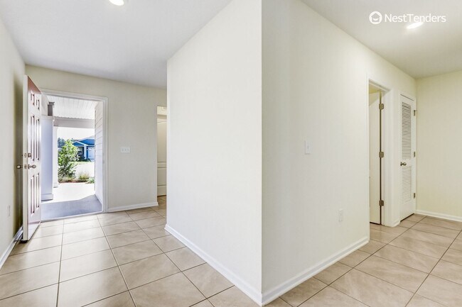 Building Photo - Like New Three Bedroom Home in Yulee's Nassau Crossing!