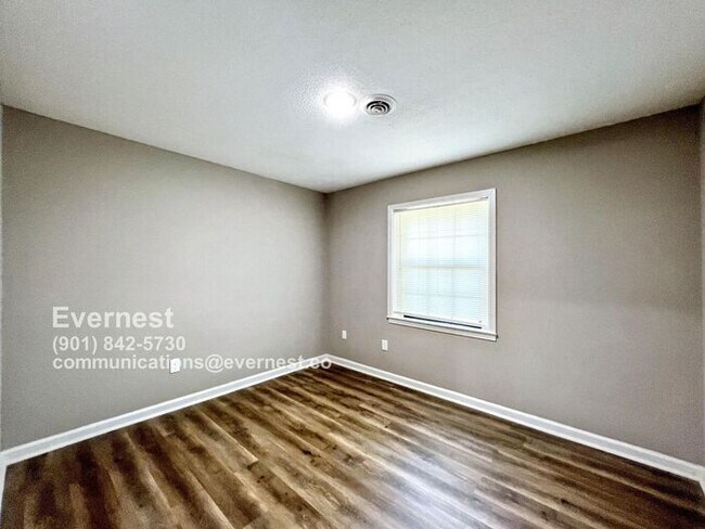 Building Photo - 731 Cumberland Cove