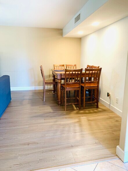 Building Photo - 13035 N 34th St