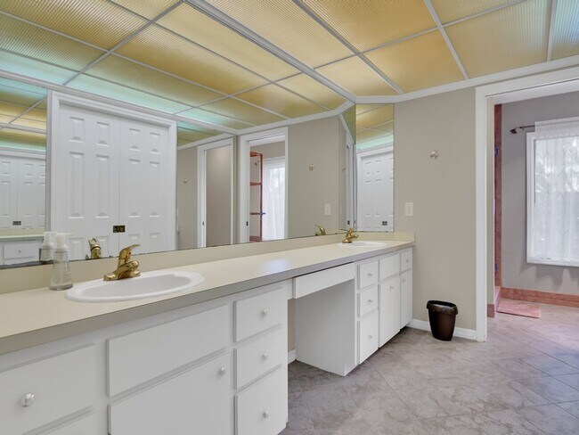 Building Photo - 256 Egret Ln