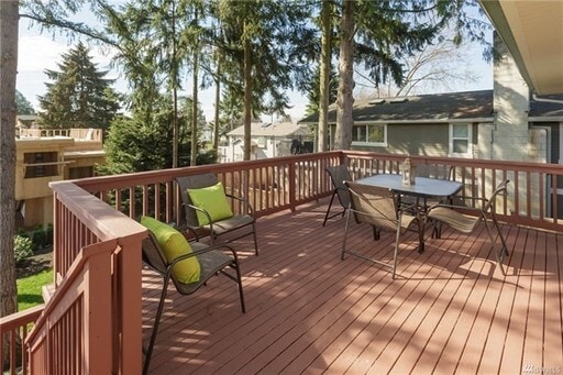 Building Photo - Fantastic East of Market St. home in Kirkland!