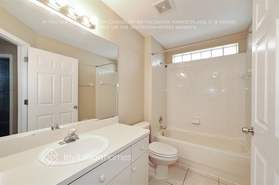Building Photo - 818 Cape Cod Cir