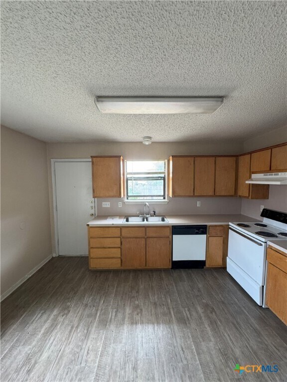 Building Photo - 306 Horseshoe Dr