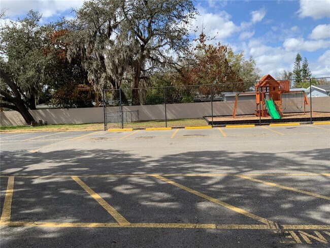 Building Photo - 7519 Pitch Pine Cir