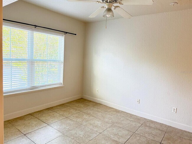 Building Photo - 202 E South St