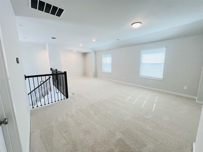 Building Photo - 29818 Ellwood Ln