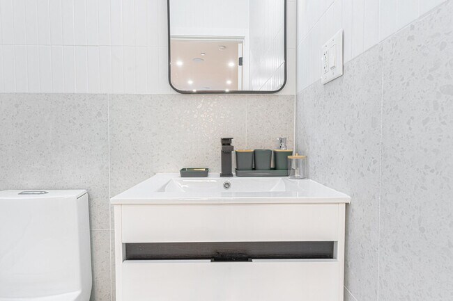 Building Photo - 1255 Decatur St